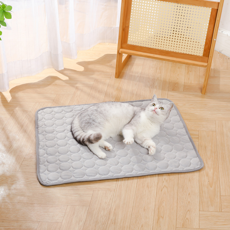 Cooling Blanket Hot Sleepers - Tapis Rafraîchissant pour Animaux de Compagnie