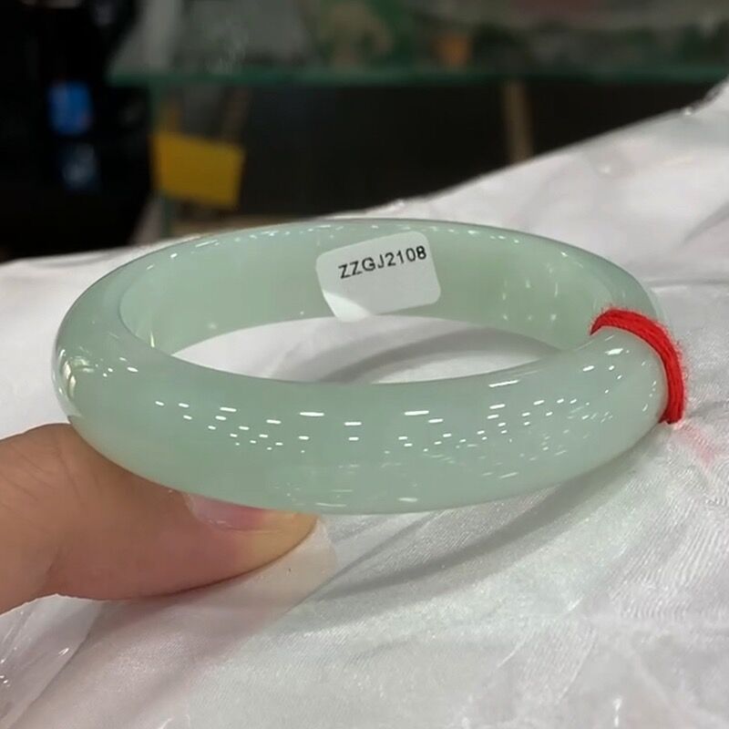 Bracelet en jade de couleur un - Lighting avis et prix